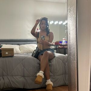 Meet your Posher, Aileen